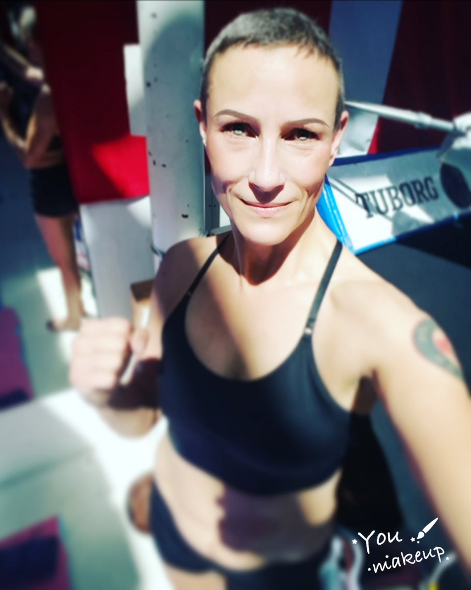 WhitetigerEva's tweet photo. 100% dedication! 
#muaythai #muaythaitraining #muaythailife #nakmuay #Liveyourdream #middelfart #phuket #thailand #bangkok #europe https://t.co/tuQi70SD47