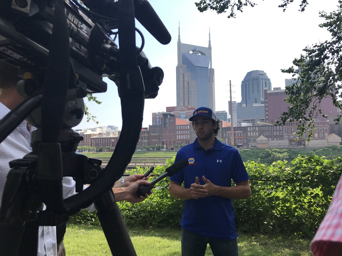 Hendrick9Team's tweet photo. Local Nashville media with one heck of a backdrop. 😍 https://t.co/P4f7pWqpiz