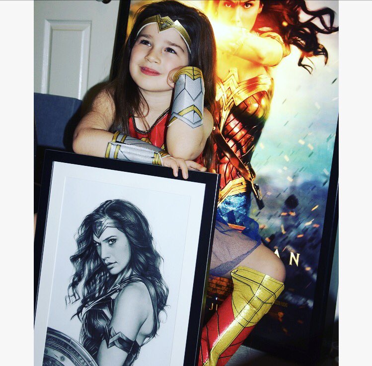 wwfanart's tweet photo. @GalGadot I hope you see this 😊 Art by @markobarisicart https://t.co/AXrmNxaU6P