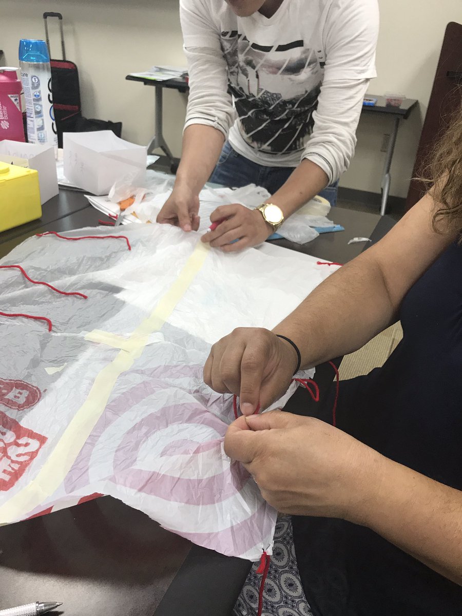 icoach_Walker's tweet photo. When you don't have paper for data!!! #resourceful #scienceTs #aldinePD https://t.co/RIsNOndboZ