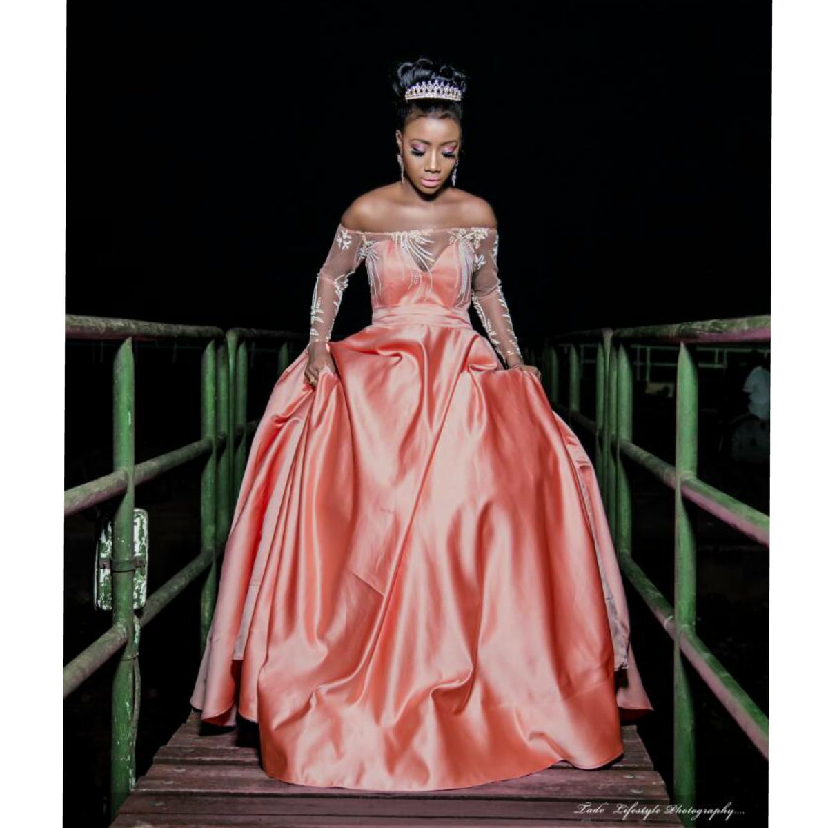 LydiahJazmine's tweet photo. I'm another year older today but most importantly another year more gorgeous, intelligent, talented af!! 😁Grateful  LORD!! https://t.co/NOyPafSiQl