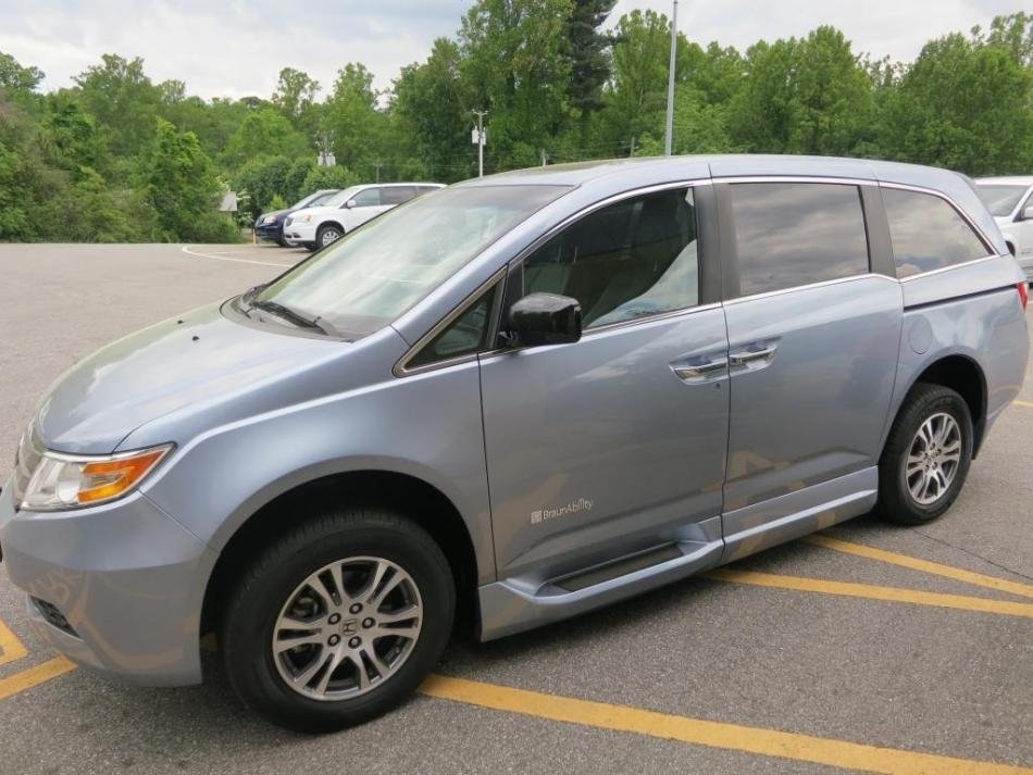 MtnAdaptive's tweet photo. Beautiful 2011 Honda Odyssey EX-L with less than 45,000 miles could be yours! Click here for more info: https://t.co/wXOSsEVjAp https://t.co/LAbkHXsNcQ