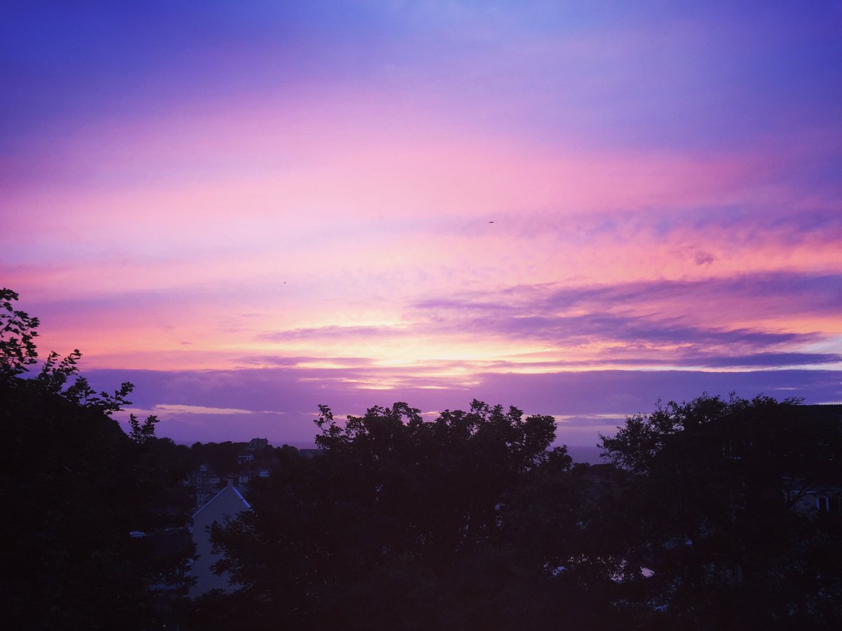 Another stunning sunset from the North Devon Coast #sunset #ilfracombe #devon #sky #clouds