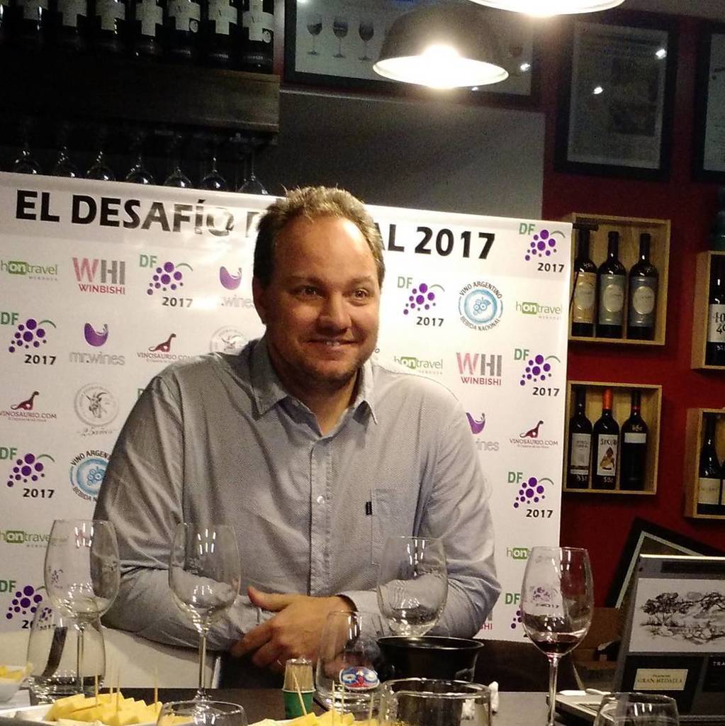 elvinodelmes's tweet photo. Los Elegidos del Desafío Federal #DF2017Malbec con @fsaurio https://t.co/3W1wWZf7YY