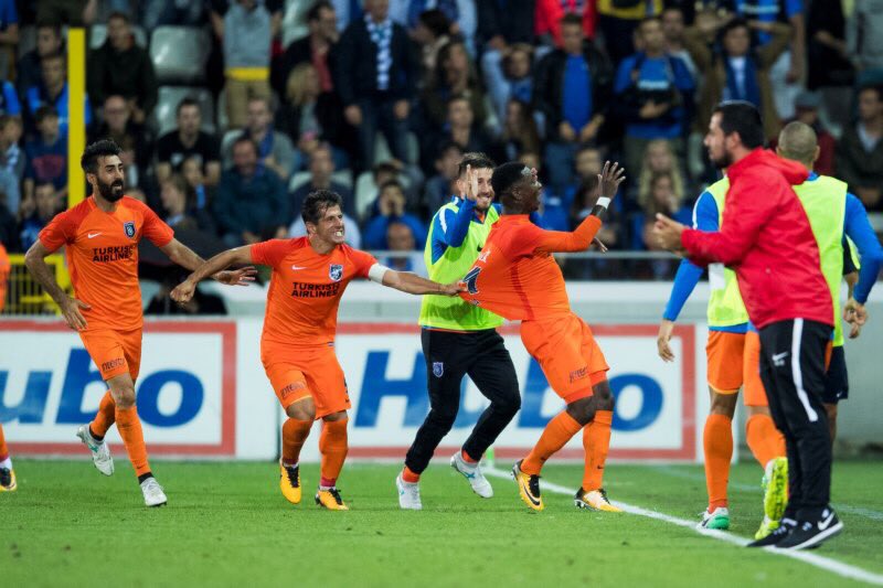 EljeroElia's tweet photo. I believe if you keep your faith you keep your trust, you keep the right attitude, if you're grateful, you'll see God open up new doors ❤️ https://t.co/IpG8l8UsNe