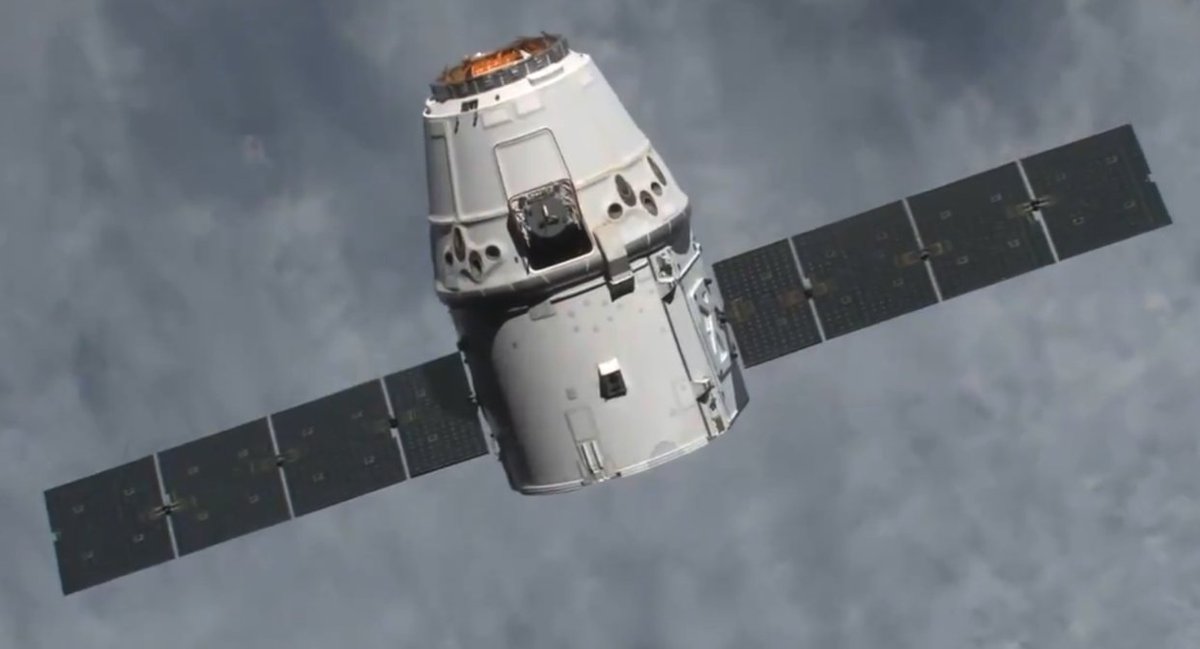 I'm posting on <a href="/InvestZen/">InvestmentZen</a> today: investmentzen.com/blog/financial… (Now, with 100% more gratuitous rocket photos!)