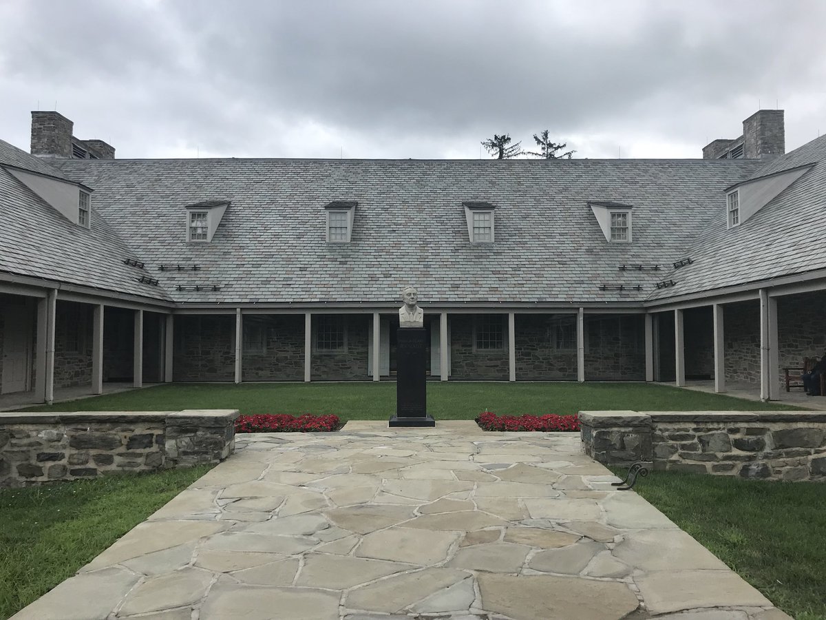 HRVInstitute's tweet photo. Photos taken by our Frank T. Bumpus Intern, Gabi, who is attending the THV conference this week. Stay tuned for a blog on her experience! https://t.co/aIDNaR6OiA
