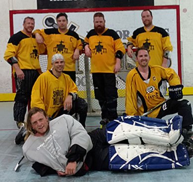 IndoorGoals's tweet photo. Congrats to the Bend Buzz winners of the Adult Div, and to Team Green (wearing yellow) champs of the 30+ Div. #OregonOpen #rollerhockey https://t.co/aysGJef2ru
