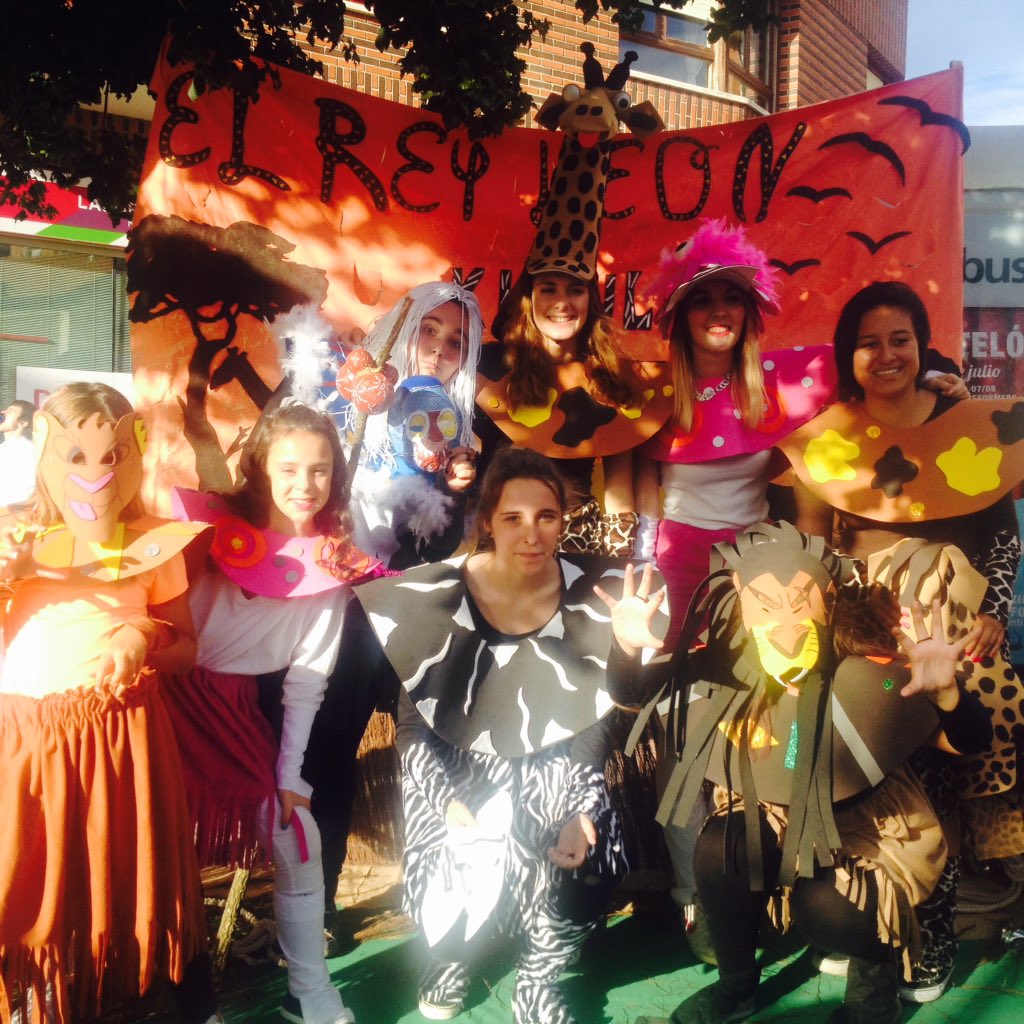Unicorn_Girl80's tweet photo. "EL VIVE EN TI" #Kukulus #Txapedunak #GotlizkoJaiak #ElReyLeón https://t.co/DpIABe6th5