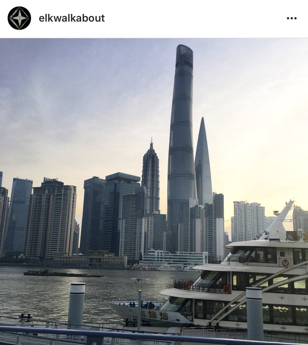 ELKGroupIntl's tweet photo. #MorningJog #theBund #shanghai via @ELKGroupintl #DesignMaven D.Gardner #china #ELKwalkabout #workhardtravelharder https://t.co/J75ilta4xd https://t.co/pHldHYYapu