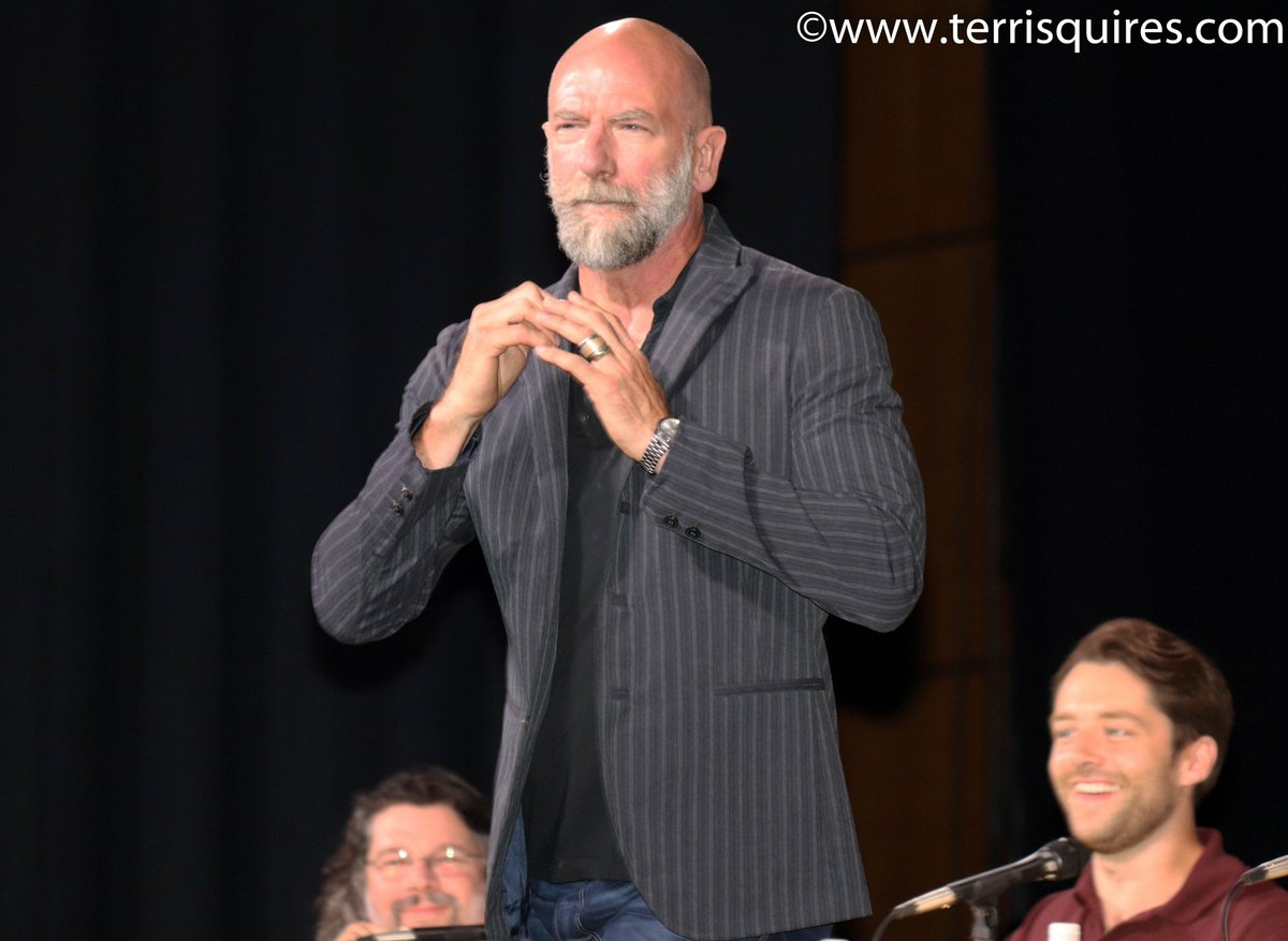 TerriSquires1's tweet photo. @grahammctavish Bummed I didn't get to see the #Preacher panel but wow! The #OutlanderSDCC panel was rocking!! Thanks so much! https://t.co/sYG8mCQ2fh
