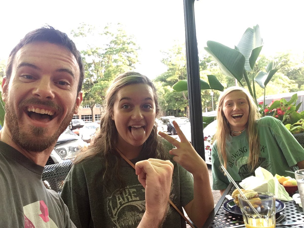 FergTheGreater's tweet photo. Look who I ran into at Flying Biscuit this evening! Sorry to crash the dinner @k_mccarthy16 @kensnwall #WG2016 https://t.co/JGpP2Za8a6