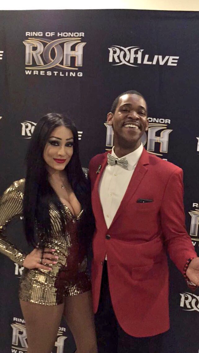 blklkp's tweet photo. what can I say...I enjoy a #brunette #wcw #LarryLegend #2k16 #MandyLeon #CristinaDiamond #japw #ROH #liveEVENTShost #Peterpalooza https://t.co/W8qEXq8AFa
