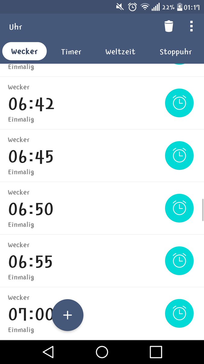 FDohler's tweet photo. Dat moment wenn man um 7Uhr aufstehen muss und vorher schonkal 8 wecker stellt weil man eh verschläft xD
#Mindestens9hSchlaf https://t.co/sKtrry6AoN