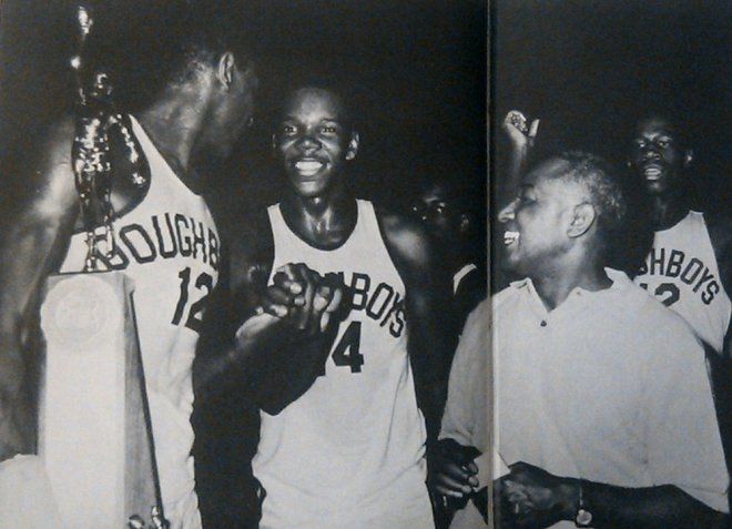 wdet's tweet photo. 1967 Pershing High School Basketball Team Brought Championship to City >> https://t.co/gxP1kMRnv6 #DET67 https://t.co/LGfNXJ2WuQ