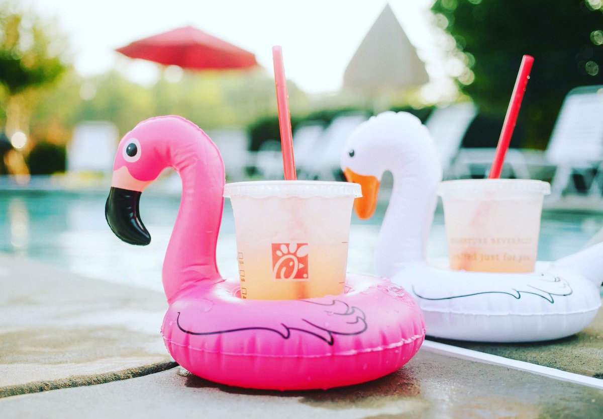 CFAMurphy's tweet photo. Don't forget to swing on by to get your Watermelon Mint Lemonade before you hit the pool! Only available for a limited time! https://t.co/TM9VJDo150