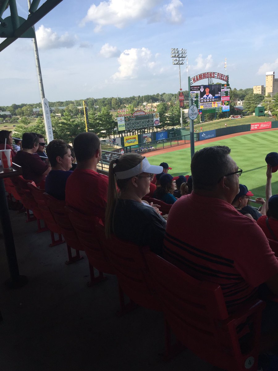 MBEACTE's tweet photo. Take me out to the ball game...social time! #MBEACTE17 https://t.co/lpbeYCRINz