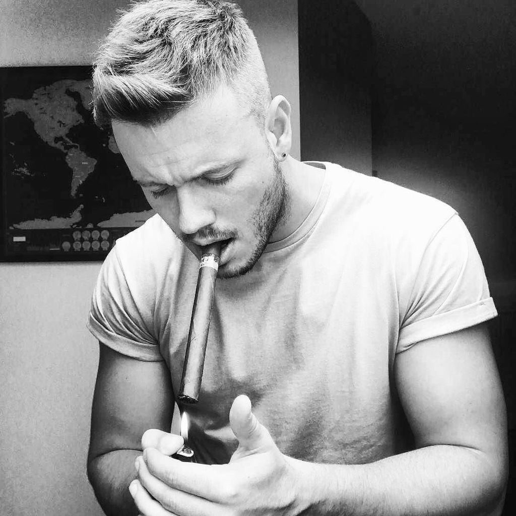 DFstGCjXkAA7aAD.jpg:large