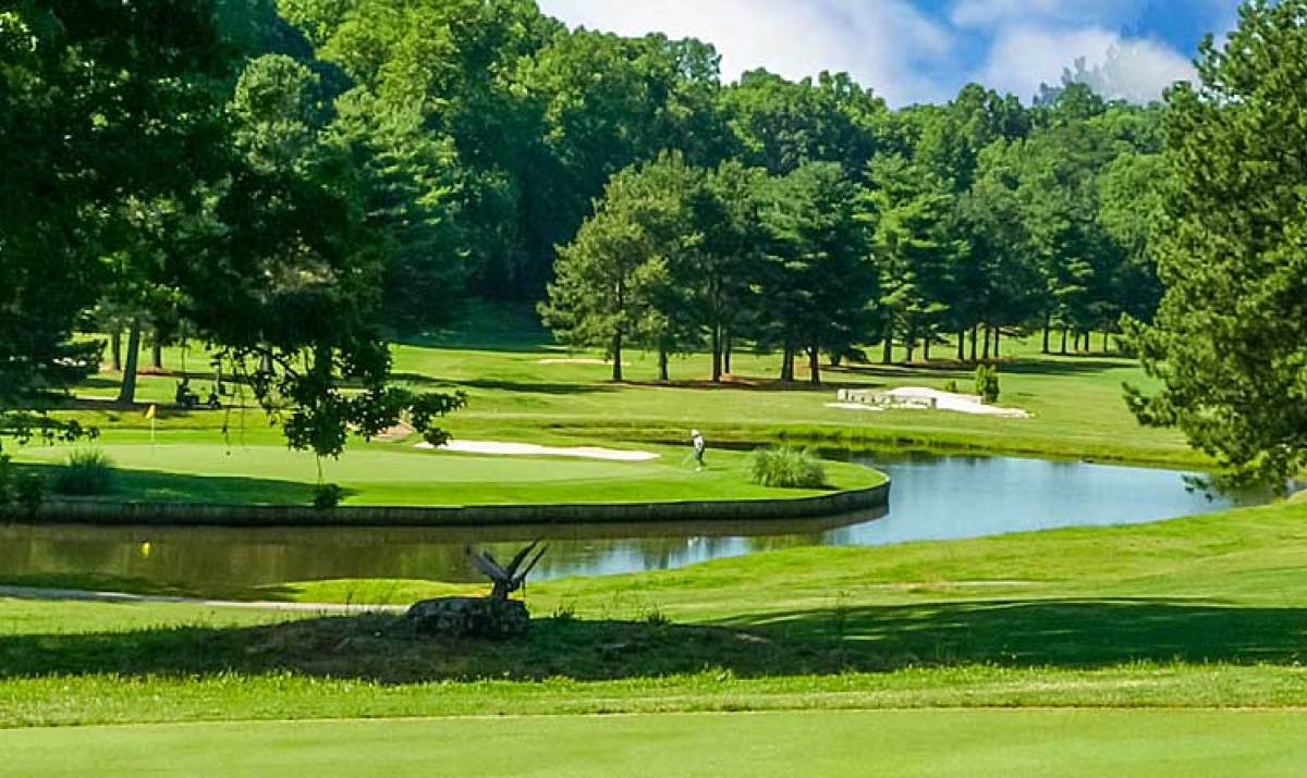 UpstateGolfClub's tweet photo. Mark your calendars! We're happy to announce the Upstate Senior / Mid Amateur Chshp - October 14-15 at Paris Mountain CC. Apps out soon! https://t.co/LqW9hJpaXI