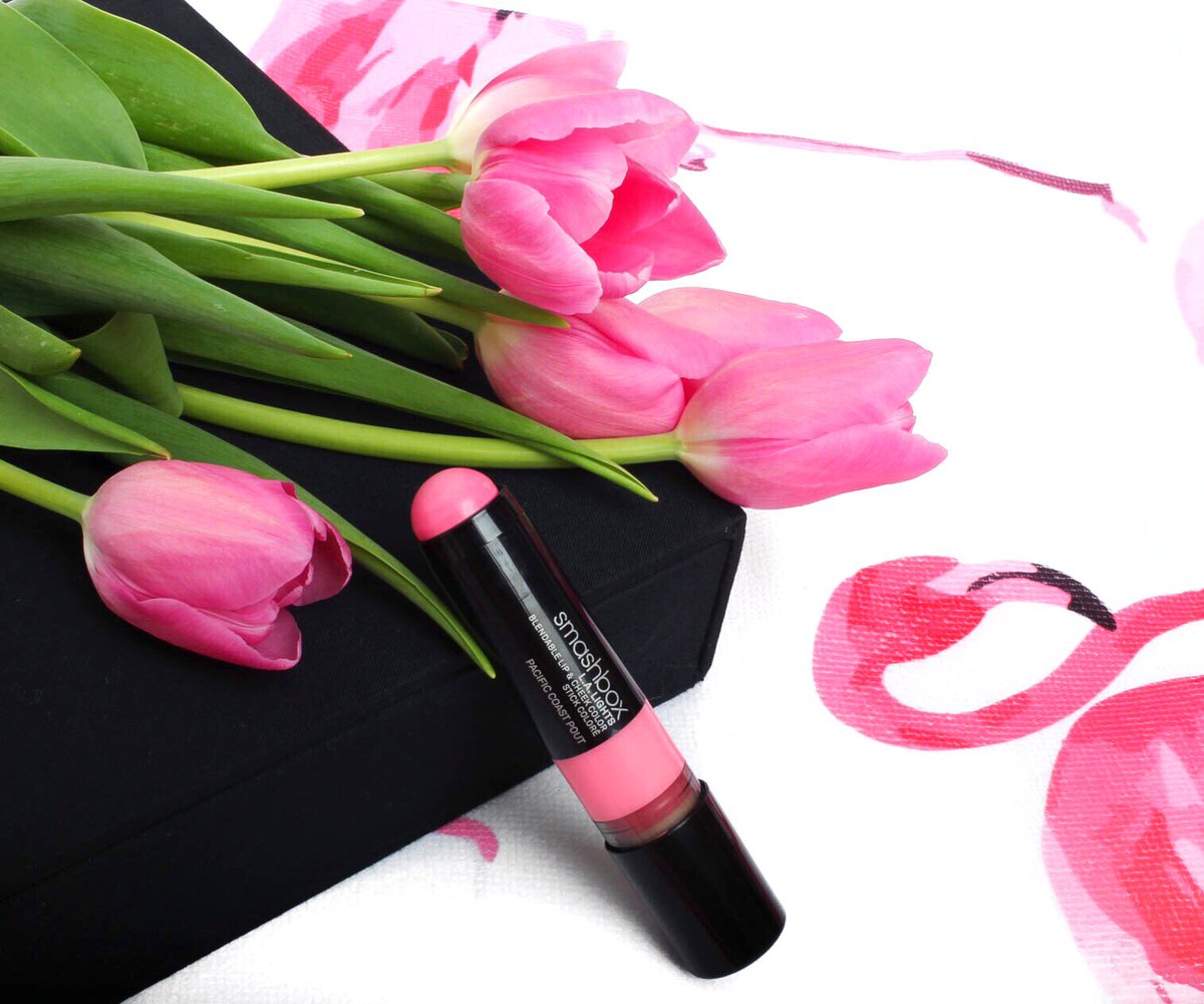 Beauty Blogger tweet media