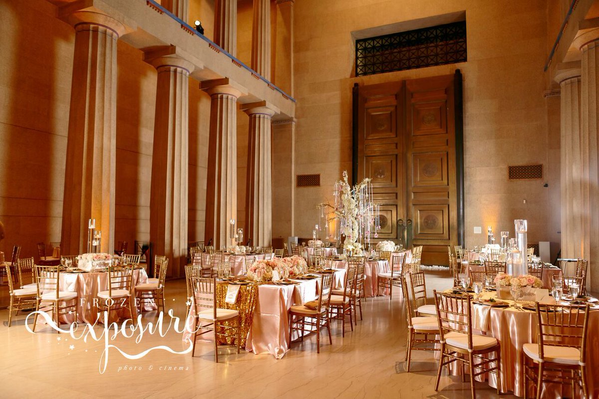I love being able to see everything come together! Design/Decor: Elliott Events. Photo: Frozen Exposure