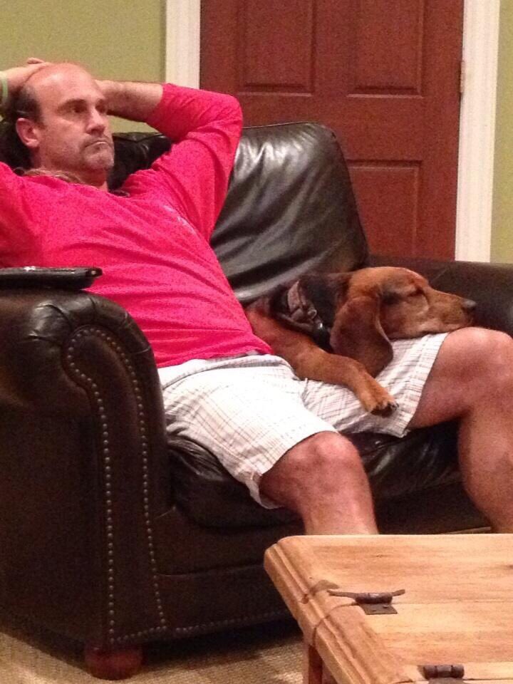 MrFlyTrap's tweet photo. @petenajarian @PeteNajarWife Pete and Loopie, I found this picture when I going through my phone. #Goosebumps #kindred spirits #RIPMitchell https://t.co/MbZehLPfBz