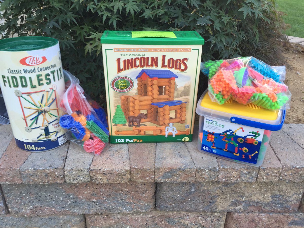 cthompson4_bcps's tweet photo. Found some fun things at #TotSwap for my classroom! Can't wait to see what the kids create! @FortZiegler https://t.co/p87nwDf73g