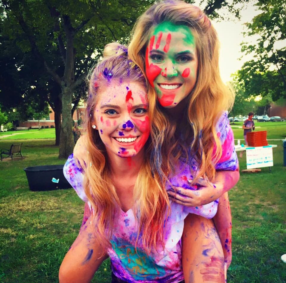 SAO_LeeU's tweet photo. Fall rush is just around the corner and SAO cannot wait to meet you! More information to come very very soon. 🎉🌞 https://t.co/ehF7ZKYmxH