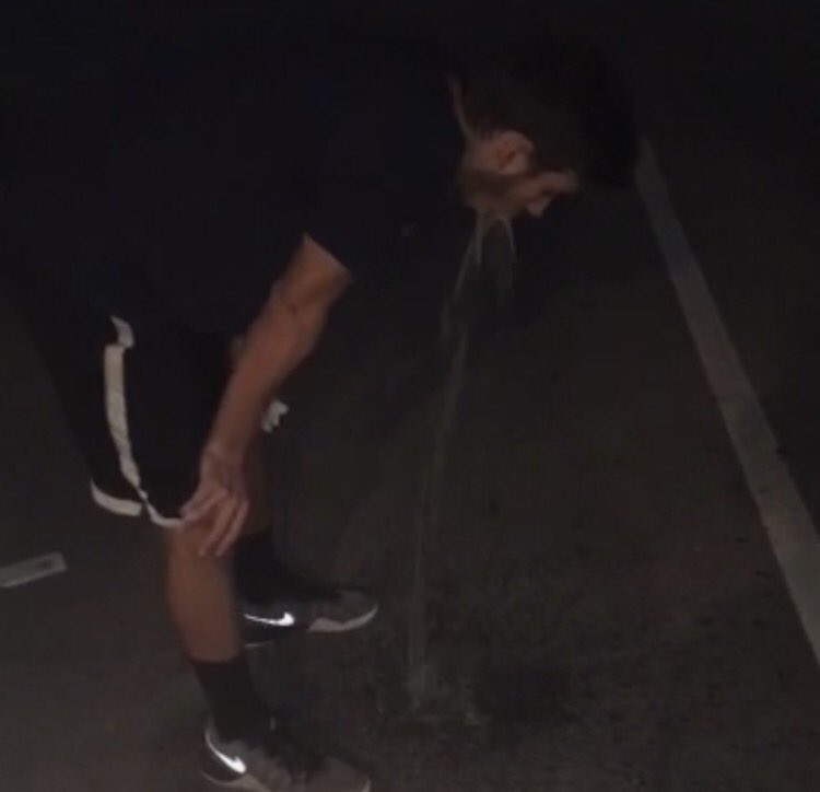 SugarDaddyPatty's tweet photo. When you kiss ya girl after she ate a veggie burger @aalexlovee https://t.co/qZHQUXCG3n