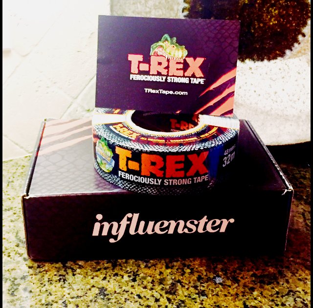 jwilliams987's tweet photo. Loving my complimentary roll of TRex Tape from Influenster. Love that it's waterproof and durable. #TRexTape #Influenster https://t.co/bbQ4NrEe0I