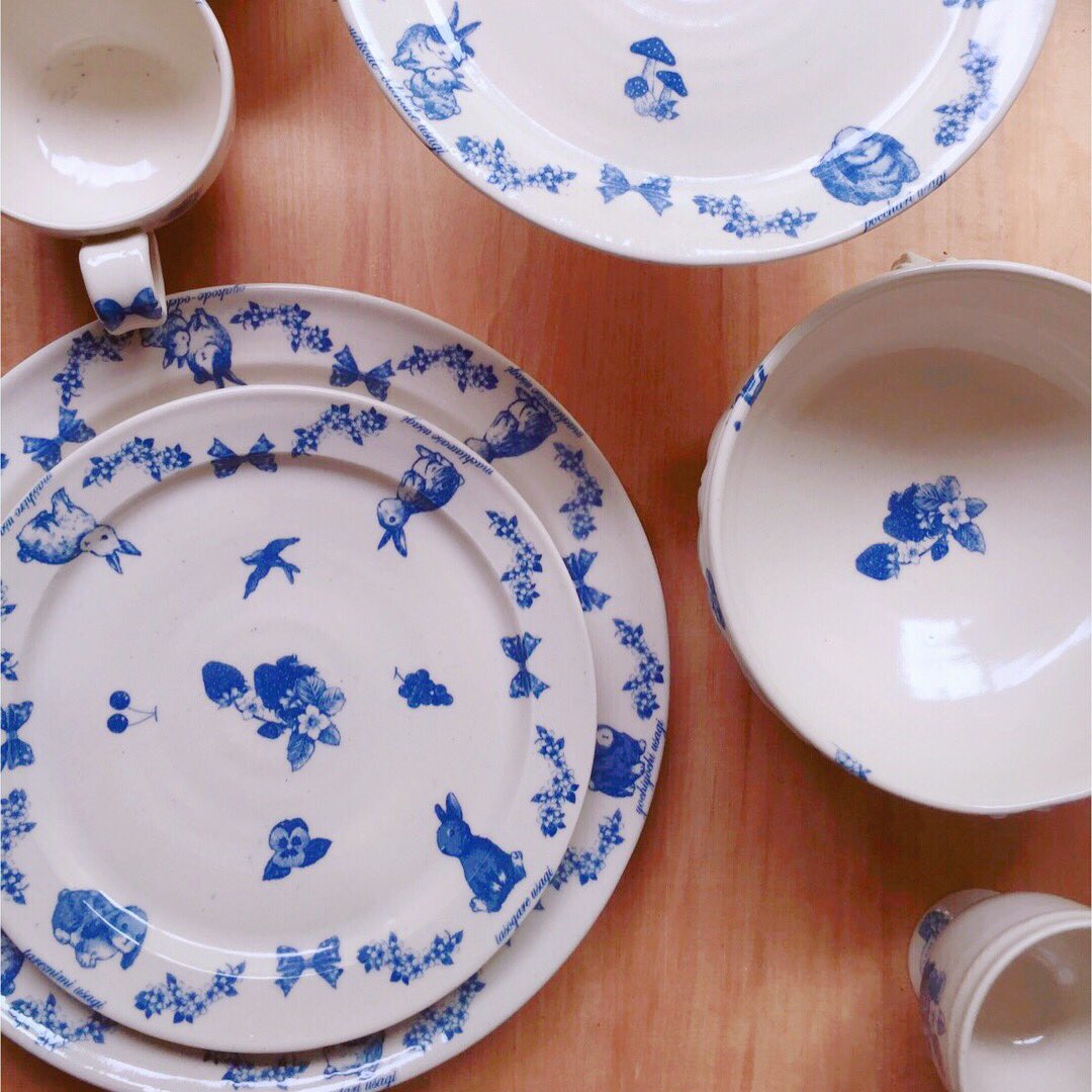f_lippee_info's tweet photo. ☕️陶器受注会のお知らせ☕️
オーダーを受けてから1つずつお作りする、とっておきの陶器シリーズ。はじめての受注会を開催します。詳しくはこちら💁✨→
https://t.co/VCcFs8x1nj https://t.co/TWPoIMfOur