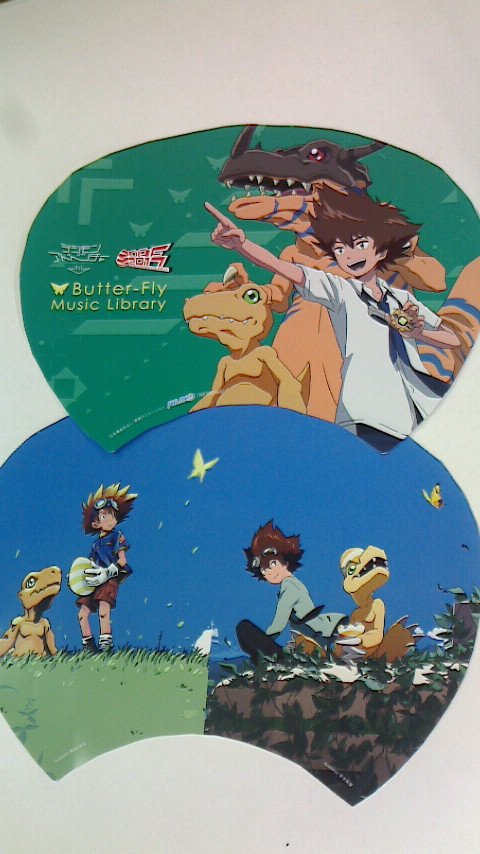 Uzivatel デジモンミュージック Na Twitteru Butter Fly Music Library ですが デジフェス17会場で購入すると 急遽 会場特典として オリジナルうちわ をプレゼントいたします Tシャツはs M L Xlと4サイズ有り お一人様の購入制限は各2点まで よろしく Uzivatel デジモンミュージック Na Twitteru Butter Fly Music Library ですが デジフェス17会場で購入すると 急遽 会場特典として オリジナルうちわ をプレゼントいたします Tシャツはs M L Xlと4サイズ有り お一人様の購入制限は各2点まで よろしく