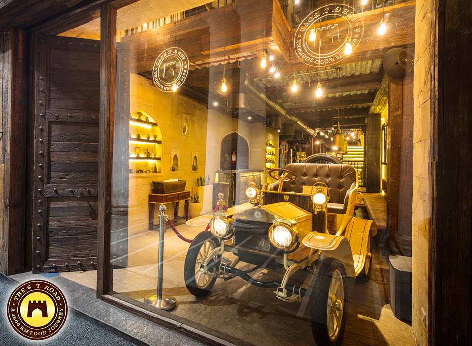 TheGTRoad1's tweet image. Experience the Royal Dining ambiance and mouth watering buffet at your favorite destination The G.T. Road #authenticflavors #revisitingroots