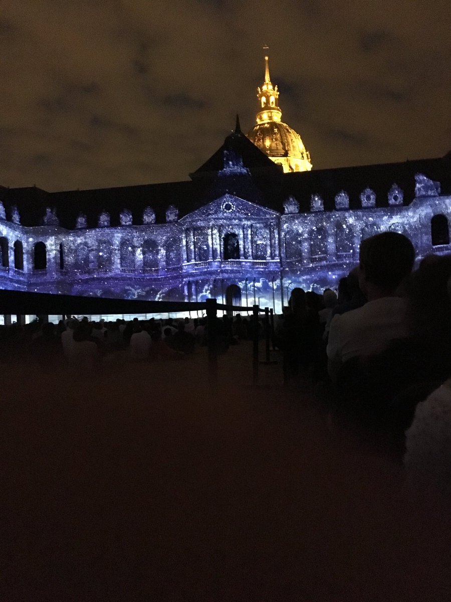 Laurenb_France's tweet photo. Take advantage of a #summer evening to discover the #soundandlights to the # it is to go back up in the #history of #France https://t.co/xmO2GqAL8p