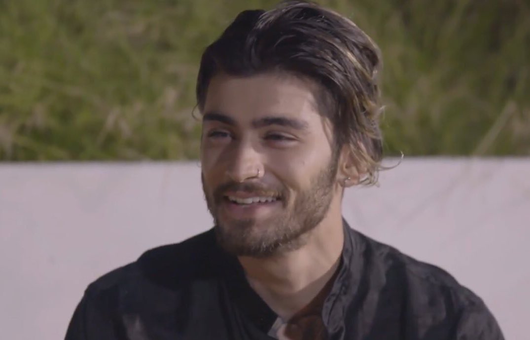 ZaynDailyVotes's tweet photo. All RTs count as votes! 
RT/Quote &amp; reply to vote &amp; RT all the replies! 

#MTVHottest ZAYN https://t.co/65DkMfCcQa