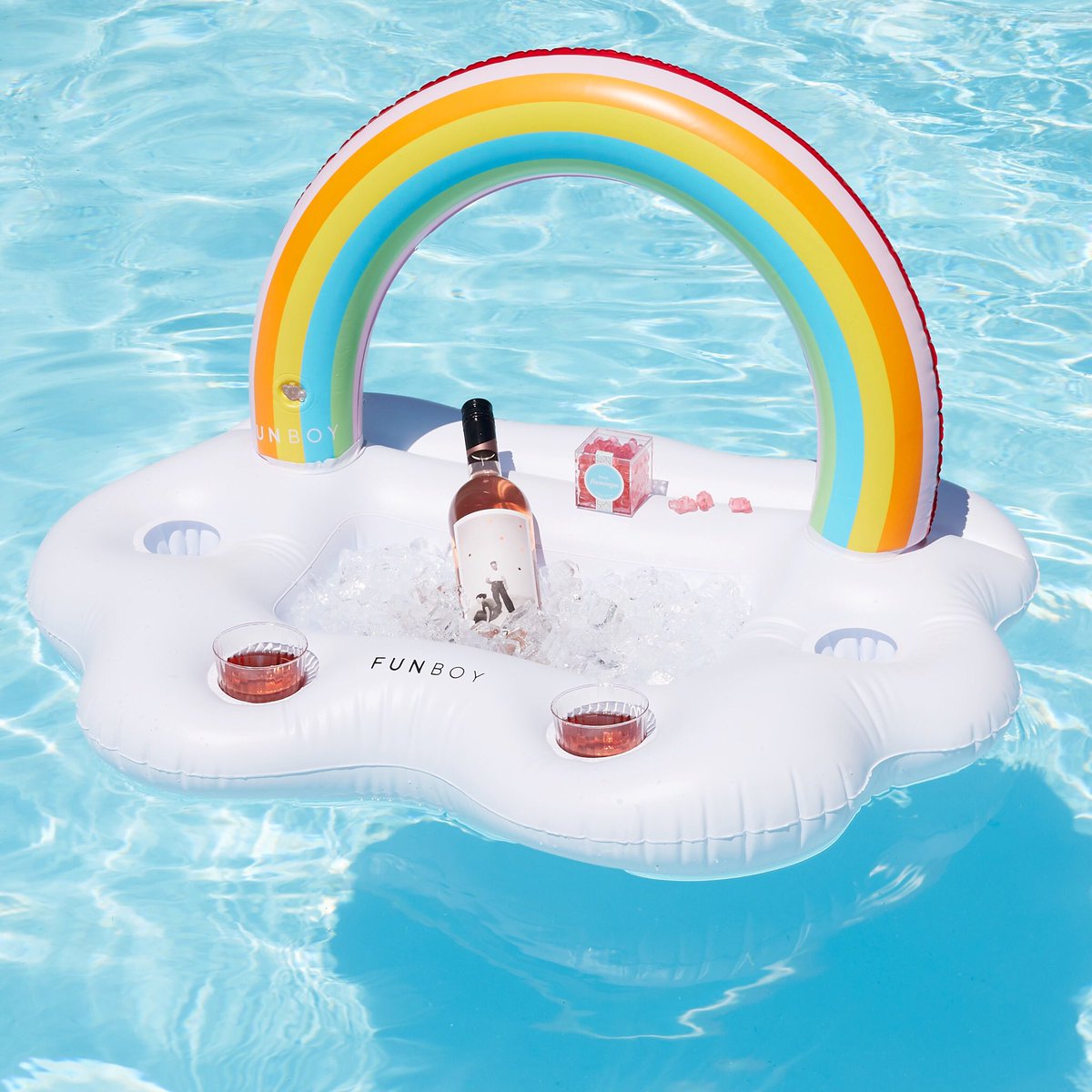 This combo is like floating on a sugary, rose-yay filled cloud of dreams. No really. It's what adult dreams are made of! 🌈