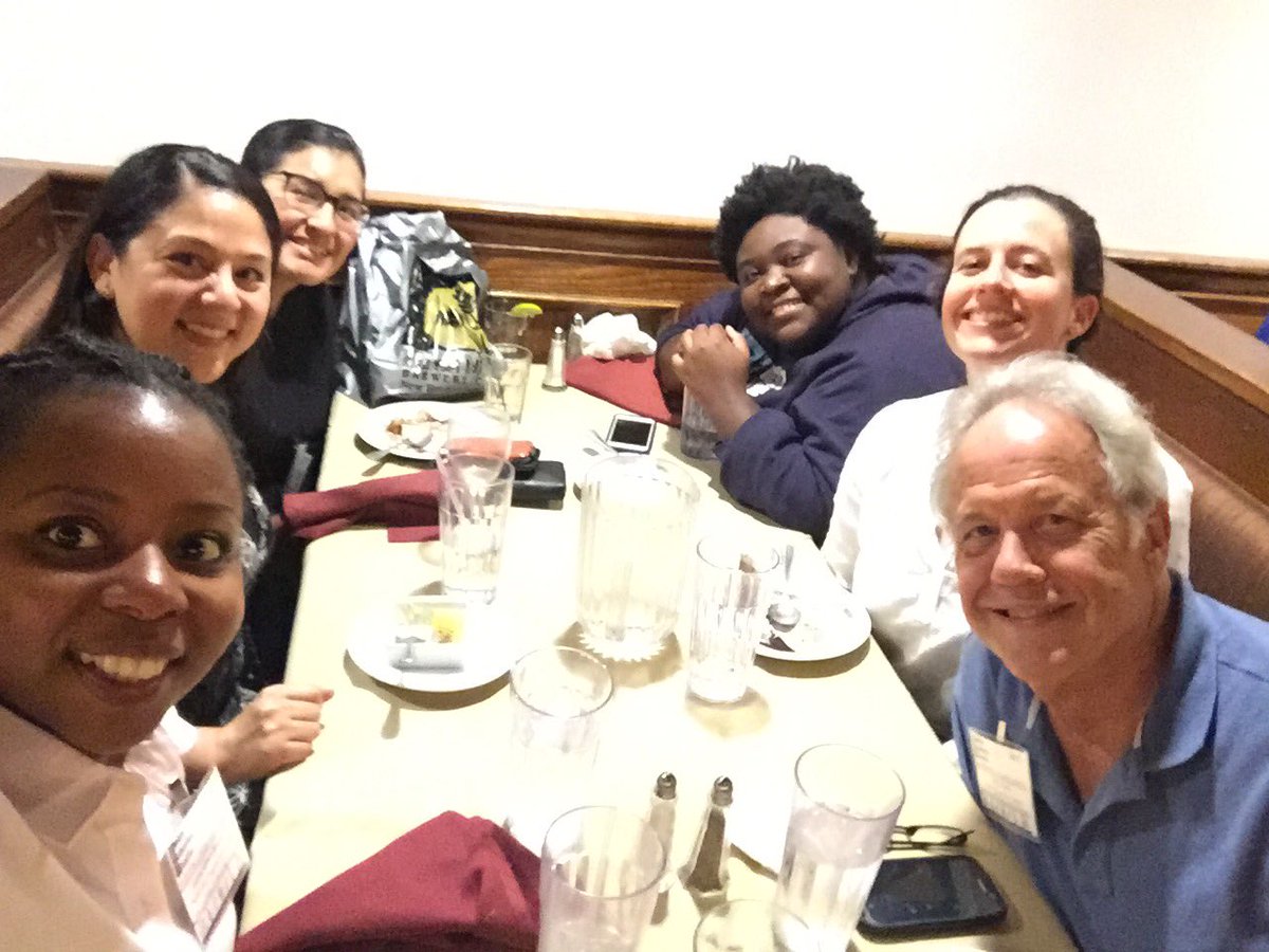 TriuneMfg's tweet photo. Great dinner tonight with our friends from the @GeorgiaStateU Bio-Bus! #MLCC2017 @MobileLabCoal https://t.co/tITAQvsh1I