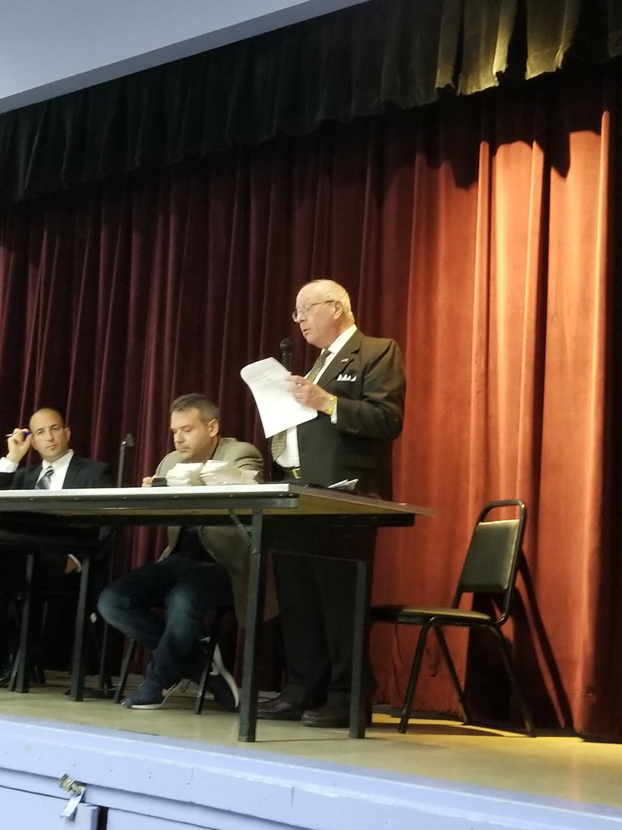 KalmanYeger's tweet photo. Our Kings County Democratic meeting, at work tonight. #BrooklynDems https://t.co/H0GL5xnD1C