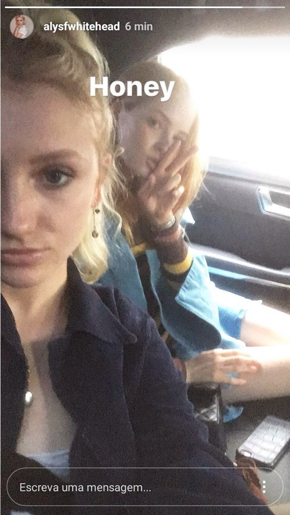 เอลลี่จาก Instagram Stories ของ Alysfwhitehead ค่ะ 💖

(c) @.elliebamberfan