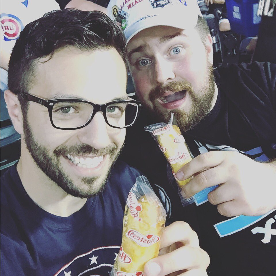 JosephRenardo's tweet photo. @ChuckGarfien cheers! https://t.co/Am3sPEEymN