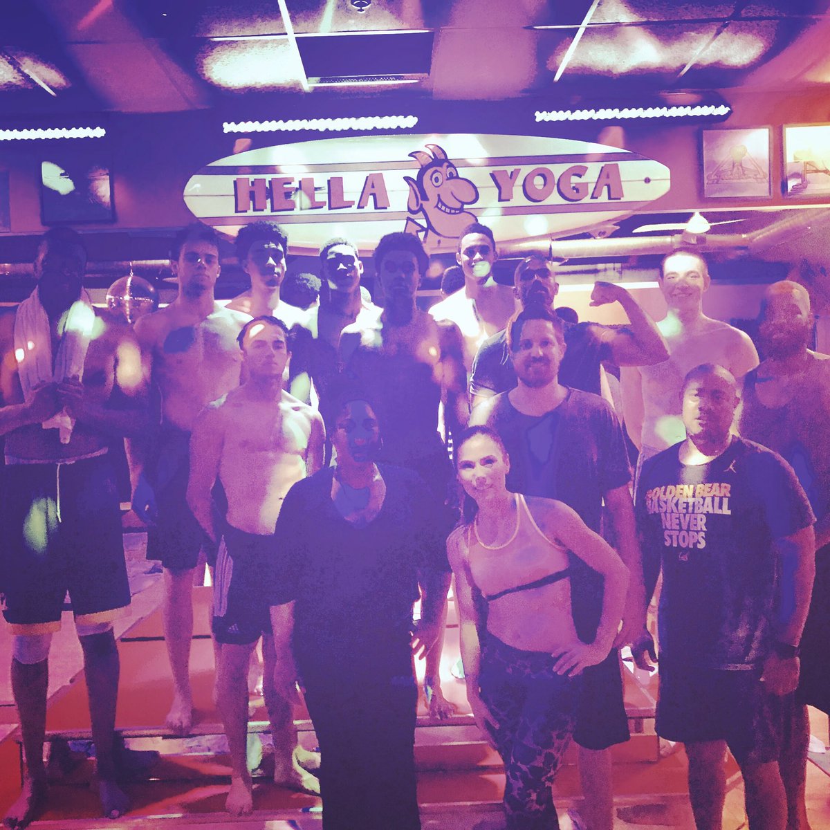 CoachKeithbrown's tweet photo. Bikram Yoga with the squad🔥🔥Thanks #hellayogaberkeley https://t.co/C2sTmPDywU