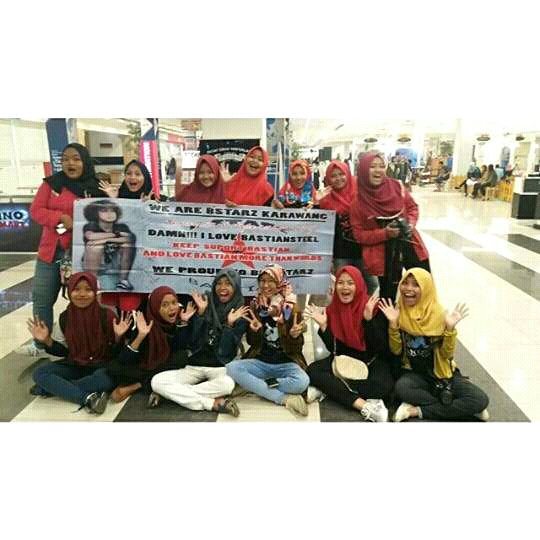 Kehadiranmu <a href="/bastiansteel/">Bastiansteel</a> selalu kutunggu dikota Kami Karawang bahagiaku bisa ngelive bareng <a href="/BstarzKRW/">Bstarz Karawang</a>