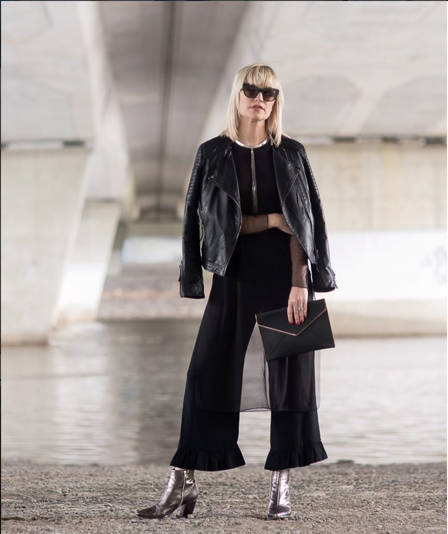 cafawards's tweet photo. Check out some of #Ottawa's most stylish #influencers for #CAFAonLocation @YOWCityStyle @TheChantsy @MariesBazaar   #WearCanadaProud https://t.co/CQUD5v9P4i