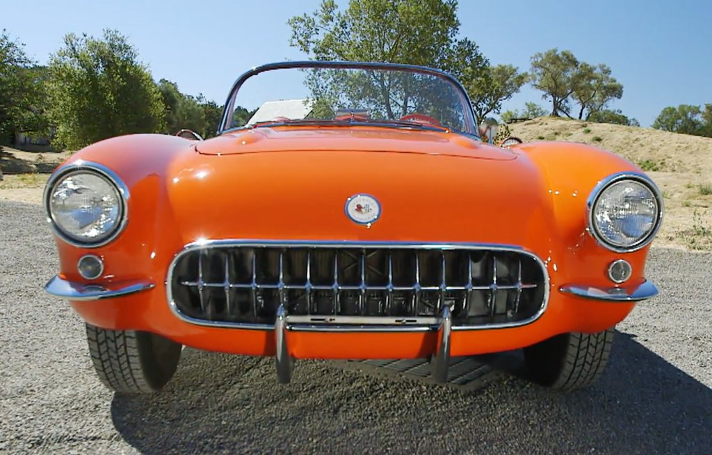 LenosGarage's tweet photo. The best Corvette? #JayLenosGarage https://t.co/SclEScFLtC
