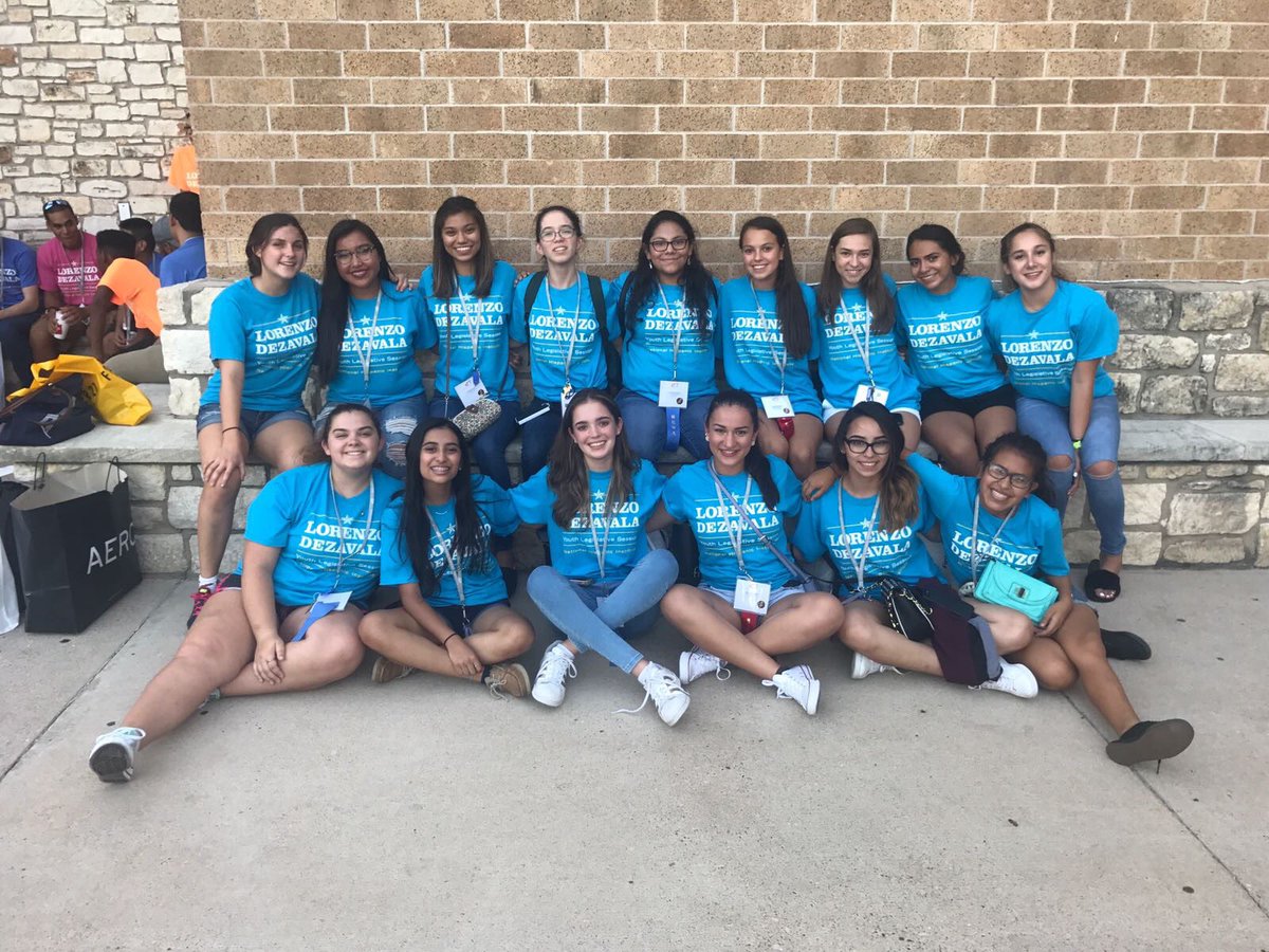 _paaauuu's tweet photo. 2017 texas LDZ @ UT Austin #nhi #ideacsap https://t.co/6Gcml0Jnui