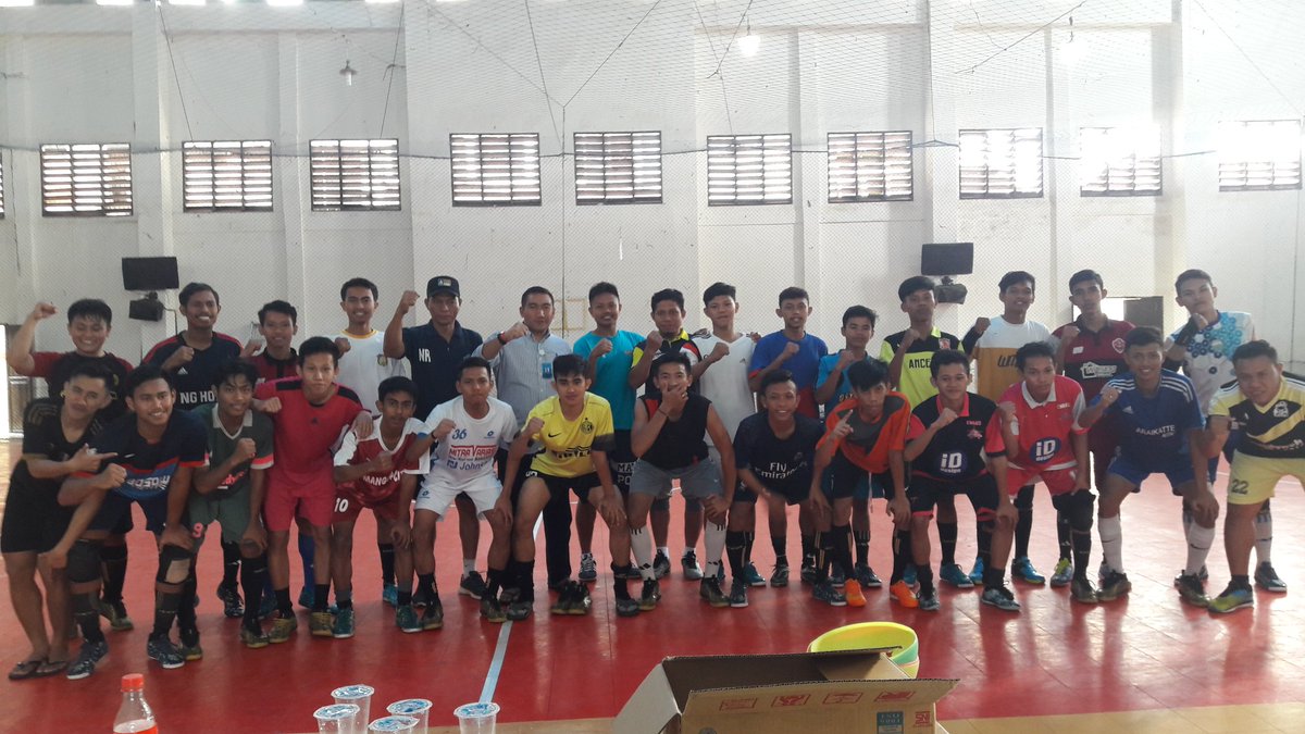 DisporaBantaeng's tweet photo. Begini, Persiapan Bantaebg sebagai Tuan Rumah Praporda Futsal Wilayah Selatan thl 28-30Juli 2017. @imam_nahrawi @KEMENPORA_RI https://t.co/ItHQ0JNPFH