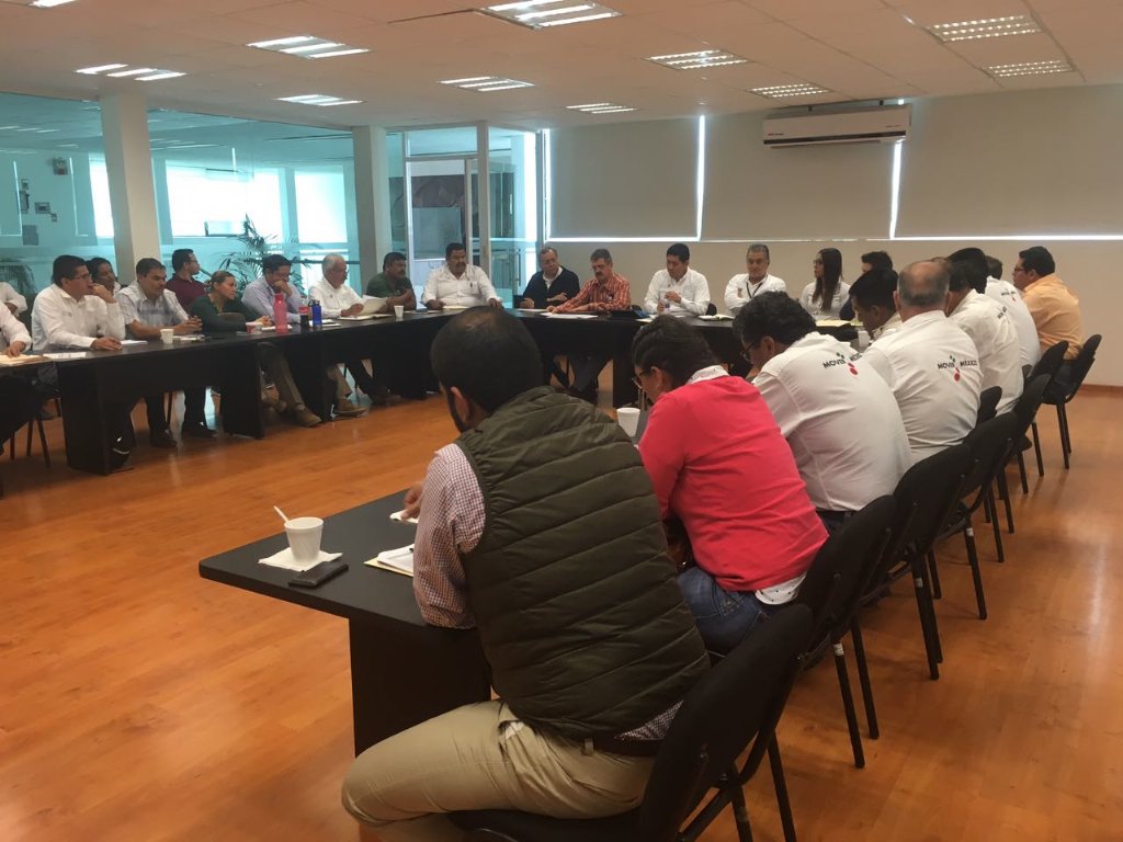AgroMatch_Gto's tweet photo. 25jul17 Reunión Subdelegación Planeación y jefes de DDRs y CADERs #Gto: Revisión avance y logística operación #PIMAF https://t.co/x1UskDCTIE