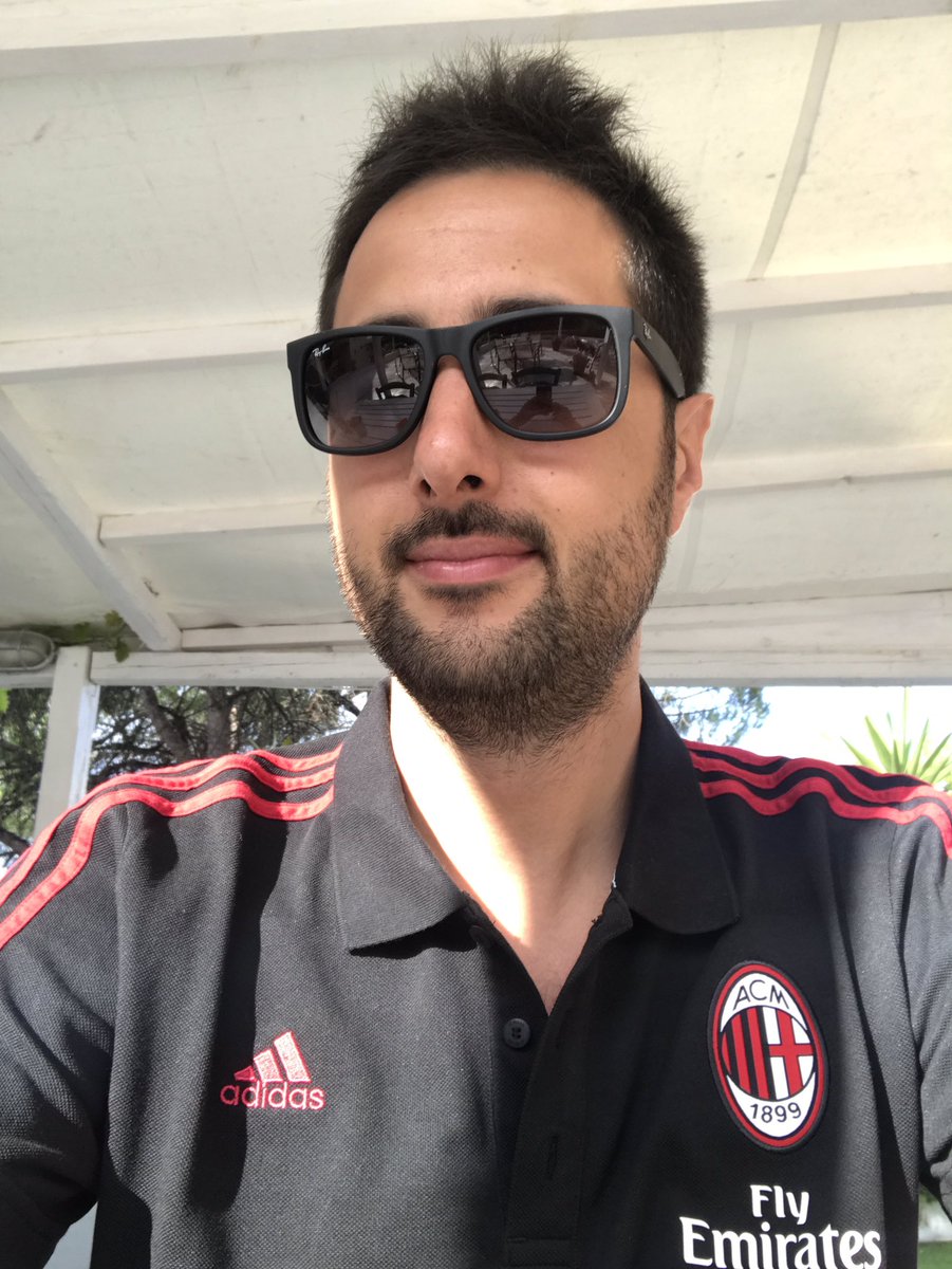 tomasonidiego's tweet photo. Today si #matchday! 🔴⚫️ @acmilan #forzamilan #acmilansummer #EuropaLeague #CraiovaMilan #weareacmilan https://t.co/GC5rxwgejR