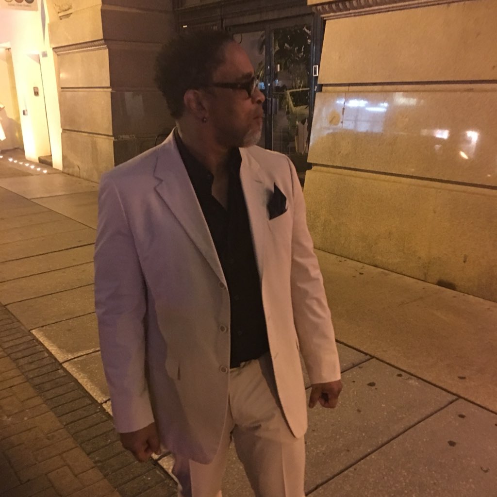 DomDadaMNGT's tweet photo. #NewProfilePic https://t.co/aBiglSBYBY
