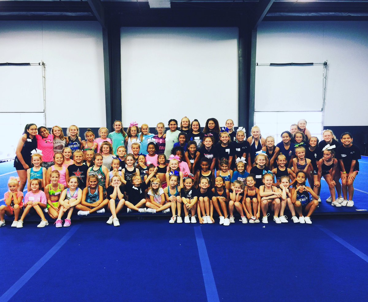 ARCheerDynamix's tweet photo. Our Level 1+2s looked amazing tonight! ๐๐ค๐ Tryouts next week! Come see what it's all about! #OneGym #NWACheerUnity #bettertogether https://t.co/0i6mKtiaKn
